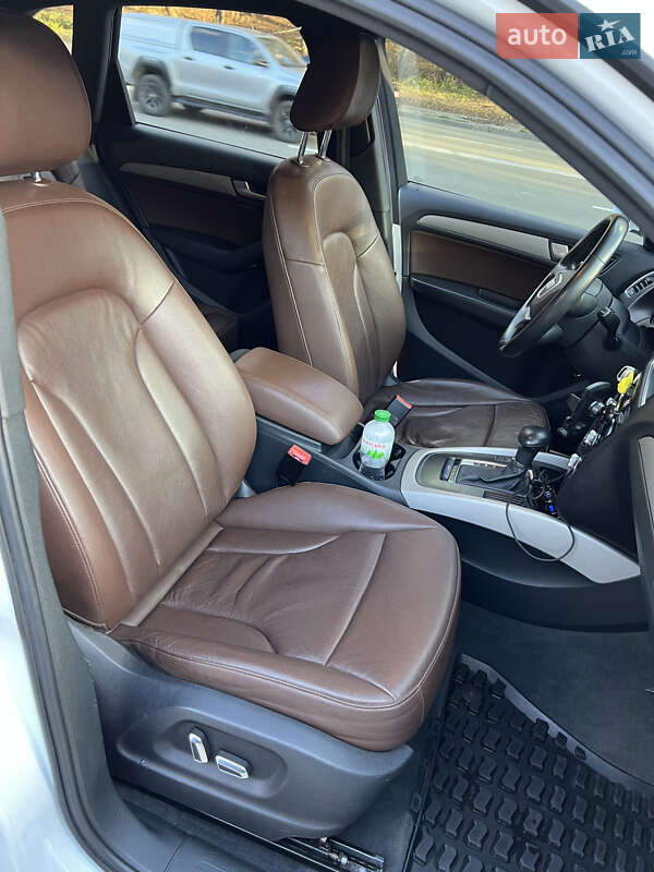 Позашляховик / Кросовер Audi Q5 2014 в Києві