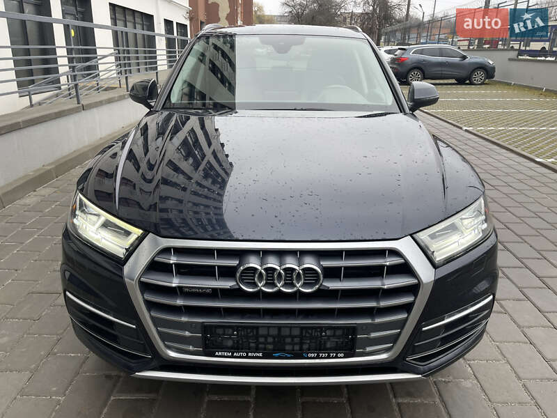 Внедорожник / Кроссовер Audi Q5 2019 в Ровно