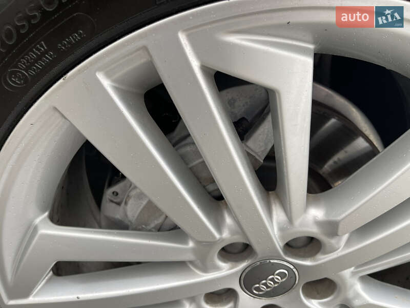 Внедорожник / Кроссовер Audi Q5 2019 в Ровно