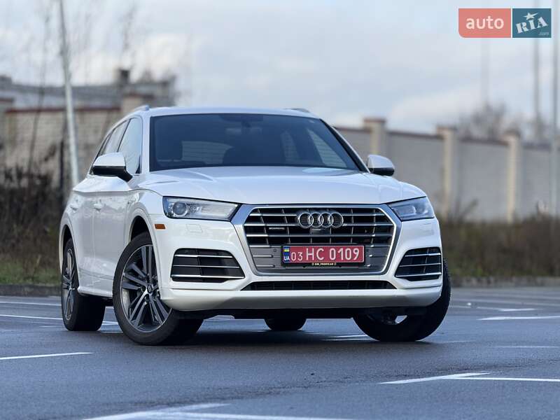 Внедорожник / Кроссовер Audi Q5 2018 в Киеве