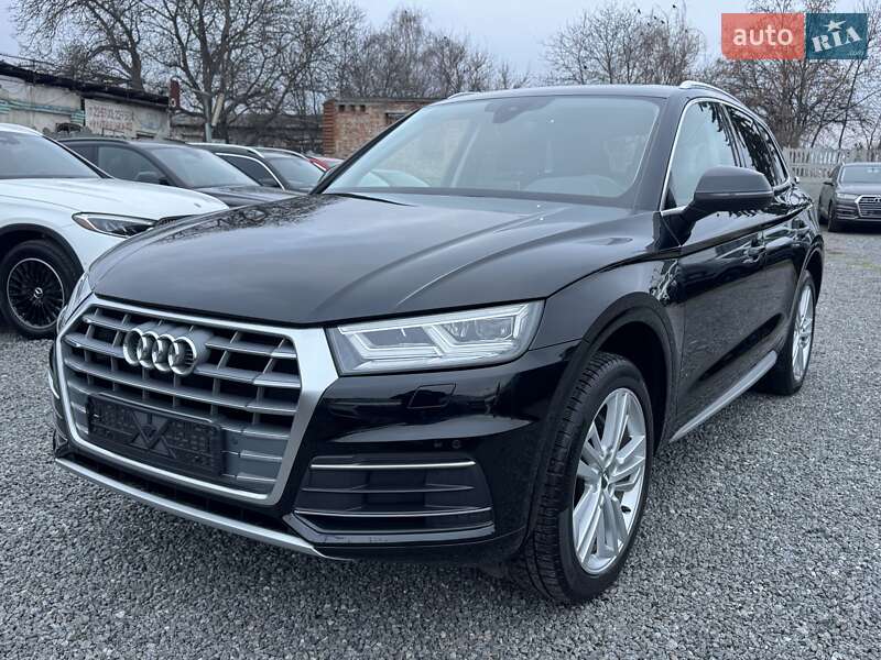 Внедорожник / Кроссовер Audi Q5 2019 в Тернополе
