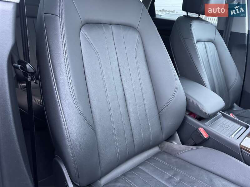 Внедорожник / Кроссовер Audi Q5 2019 в Тернополе