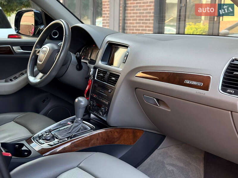 Позашляховик / Кросовер Audi Q5 2010 в Тернополі фото 12 Позашляховик / Кросовер Audi Q5 2010 в Тернополі