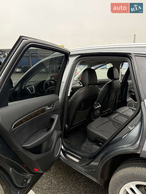 Внедорожник / Кроссовер Audi Q5 2016 в Киеве