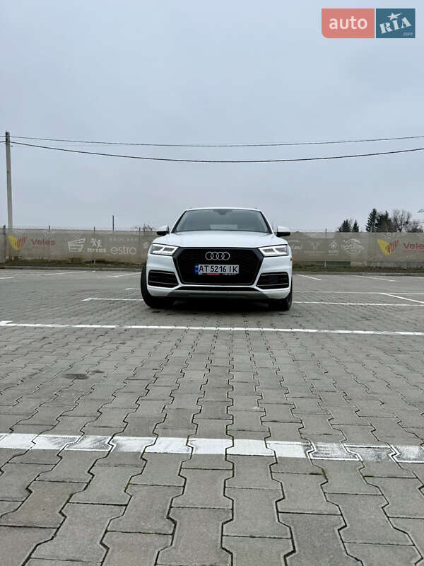 Внедорожник / Кроссовер Audi Q5 2018 в Ивано-Франковске