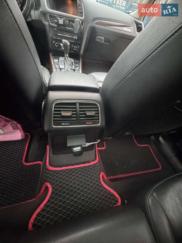 Внедорожник / Кроссовер Audi Q5 2011 в Львове