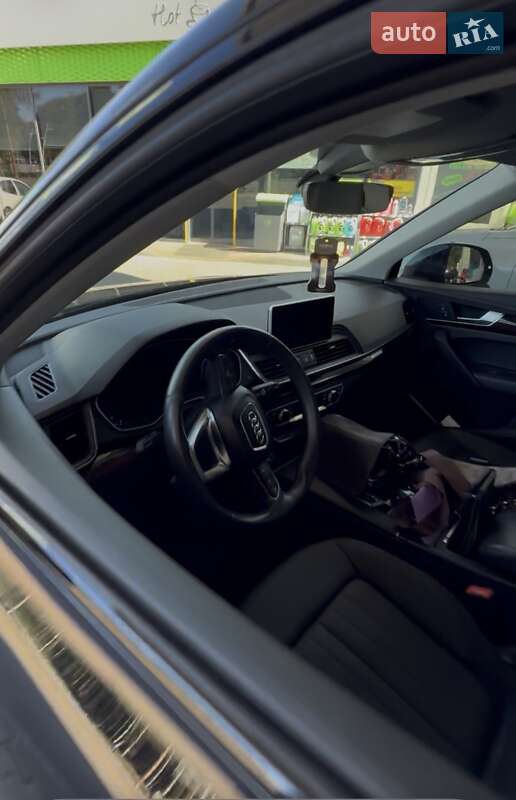 Внедорожник / Кроссовер Audi Q5 2018 в Соленом фото 4 Внедорожник / Кроссовер Audi Q5 2018 в Соленом