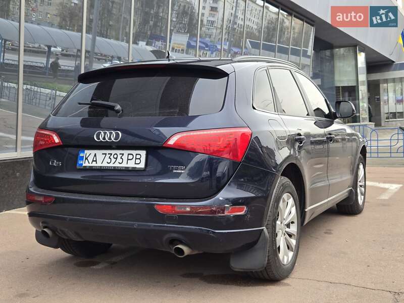 Внедорожник / Кроссовер Audi Q5 2009 в Киеве