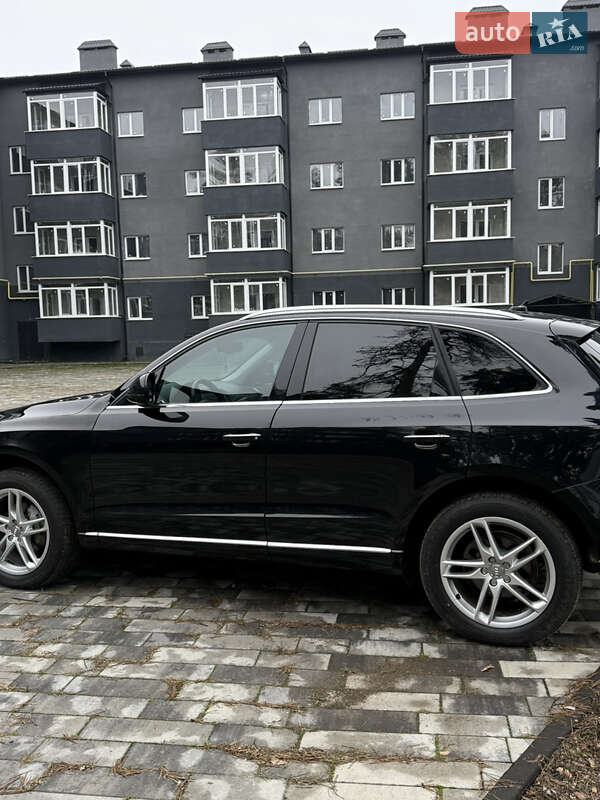 Внедорожник / Кроссовер Audi Q5 2016 в Ахтырке
