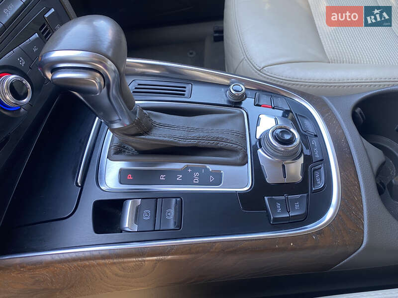 Позашляховик / Кросовер Audi Q5 2012 в Івано-Франківську