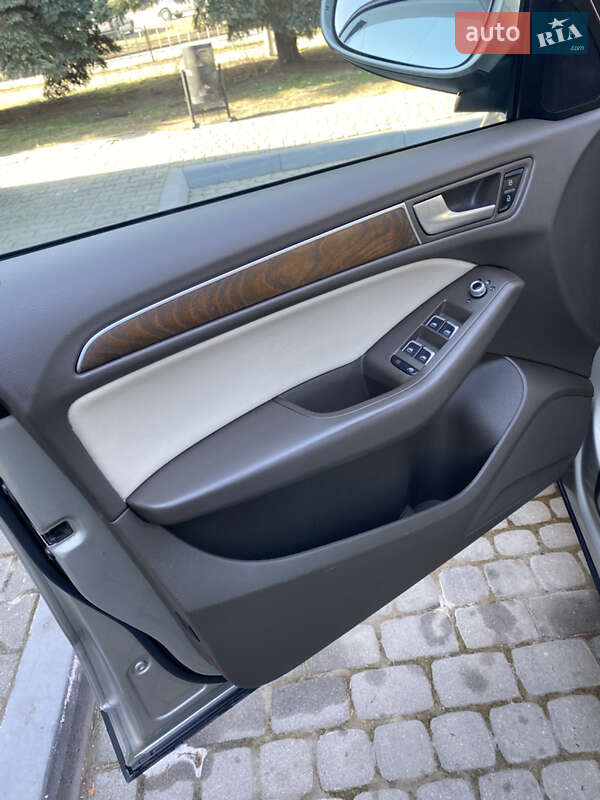 Позашляховик / Кросовер Audi Q5 2012 в Івано-Франківську