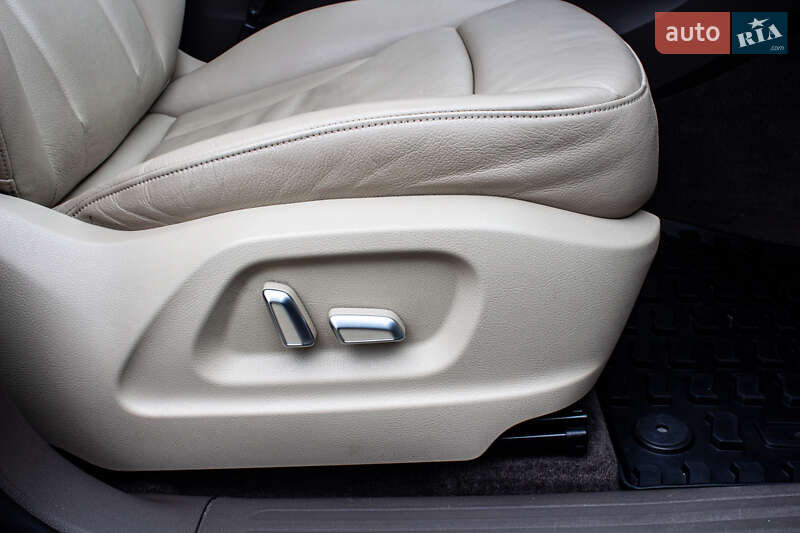 Позашляховик / Кросовер Audi Q5 2016 в Львові