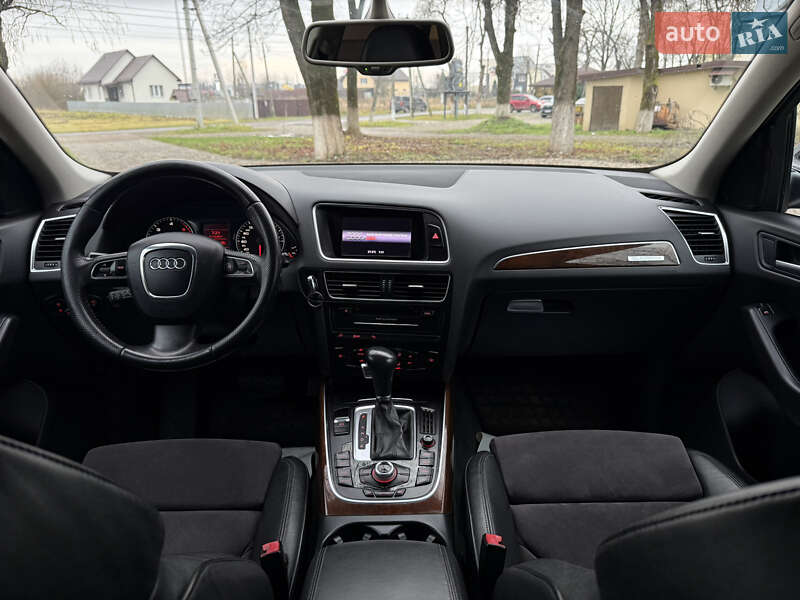 Внедорожник / Кроссовер Audi Q5 2012 в Тячеве