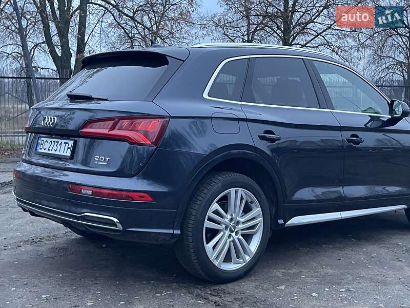 Внедорожник / Кроссовер Audi Q5 2018 в Чернигове