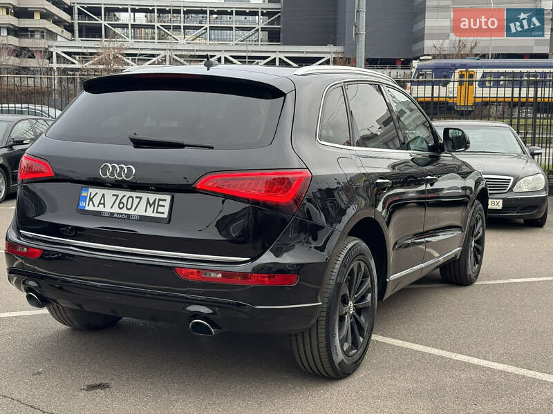 Позашляховик / Кросовер Audi Q5 2015 в Києві