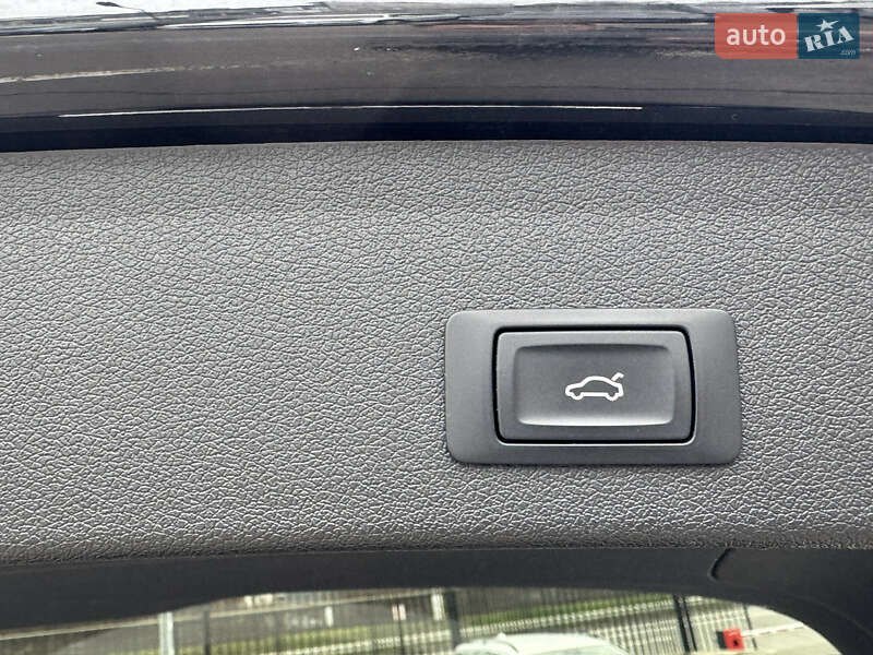 Позашляховик / Кросовер Audi Q5 2015 в Києві