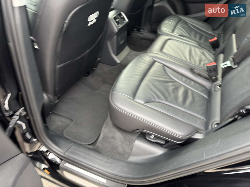 Позашляховик / Кросовер Audi Q5 2015 в Києві