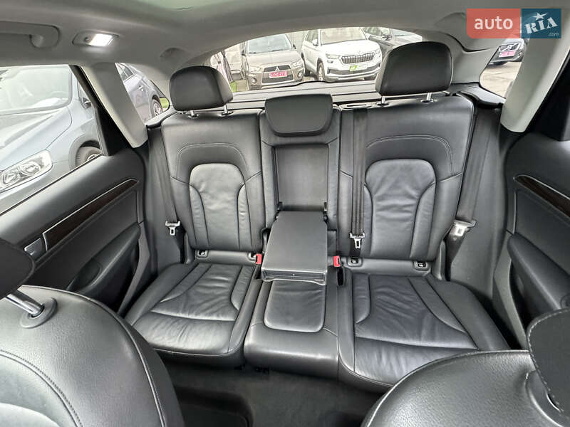 Позашляховик / Кросовер Audi Q5 2015 в Києві