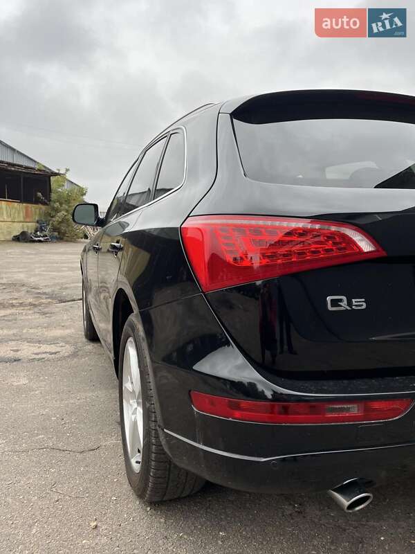 Внедорожник / Кроссовер Audi Q5 2012 в Луцке