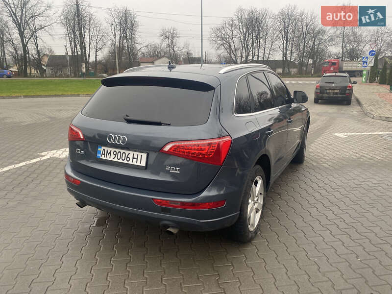 Внедорожник / Кроссовер Audi Q5 2011 в Житомире