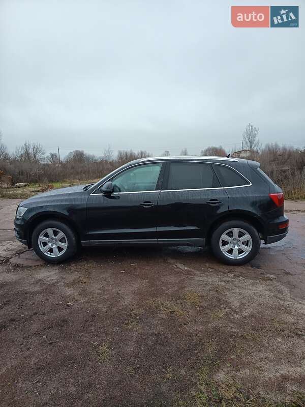 Внедорожник / Кроссовер Audi Q5 2011 в Иванкове