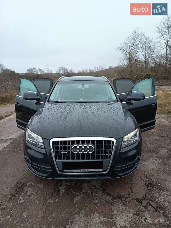 Внедорожник / Кроссовер Audi Q5 2011 в Иванкове