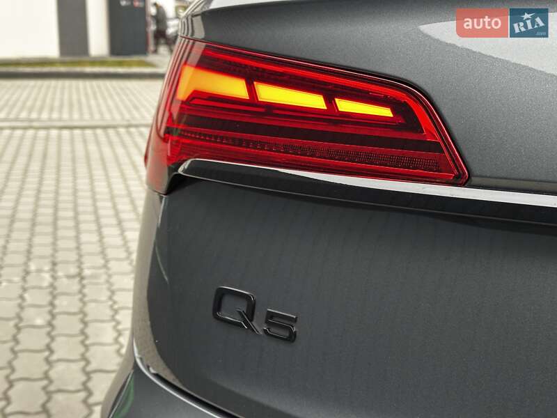 Внедорожник / Кроссовер Audi Q5 2024 в Львове