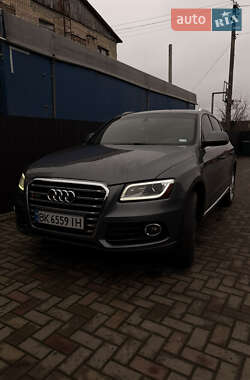 Внедорожник / Кроссовер Audi Q5 2014 в Луцке