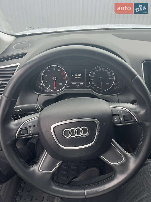 Внедорожник / Кроссовер Audi Q5 2015 в Киеве