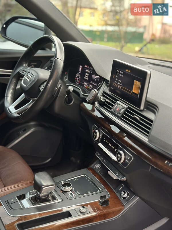 Внедорожник / Кроссовер Audi Q5 2018 в Шептицькому