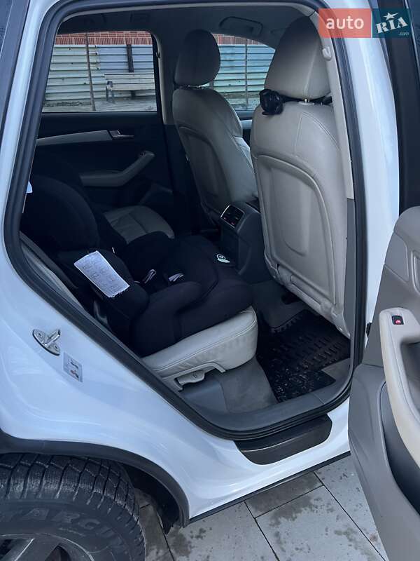 Внедорожник / Кроссовер Audi Q5 2009 в Самборе фото 15 Внедорожник / Кроссовер Audi Q5 2009 в Самборе