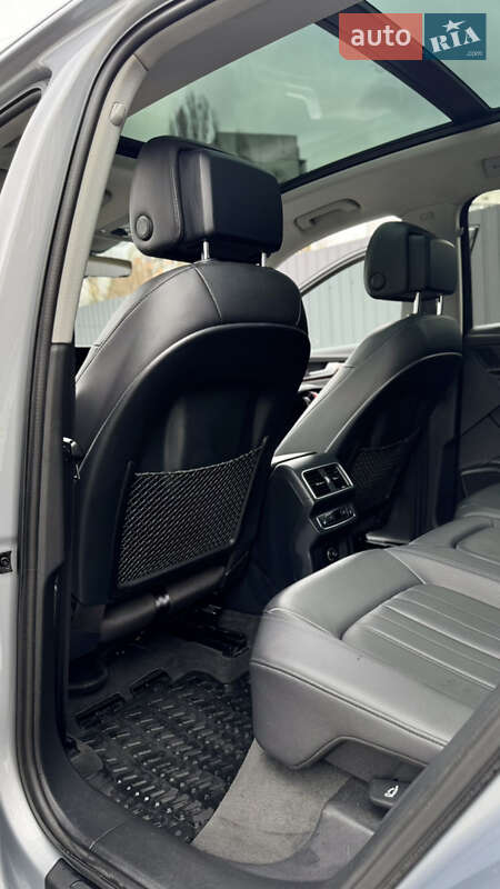 Внедорожник / Кроссовер Audi Q5 2018 в Киеве