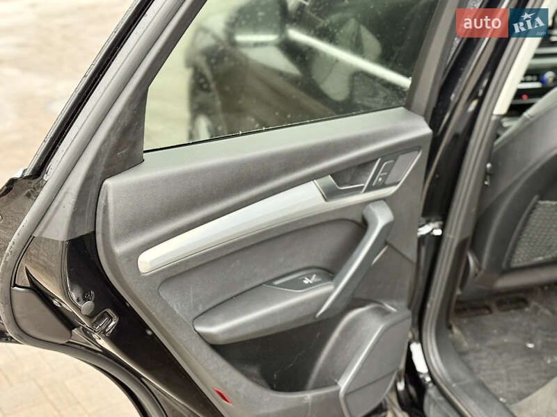 Внедорожник / Кроссовер Audi Q5 2019 в Львове фото 10 Внедорожник / Кроссовер Audi Q5 2019 в Львове