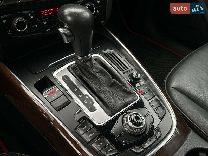 Внедорожник / Кроссовер Audi Q5 2011 в Николаеве