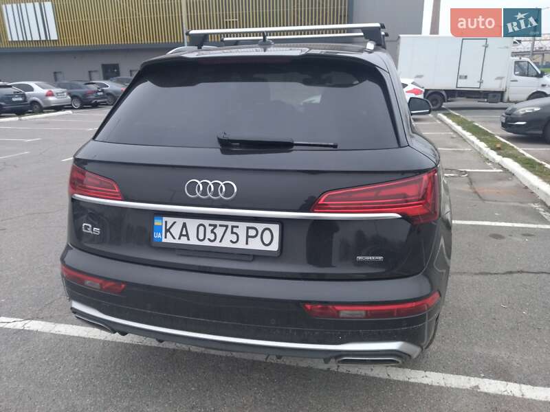 Внедорожник / Кроссовер Audi Q5 2020 в Киеве