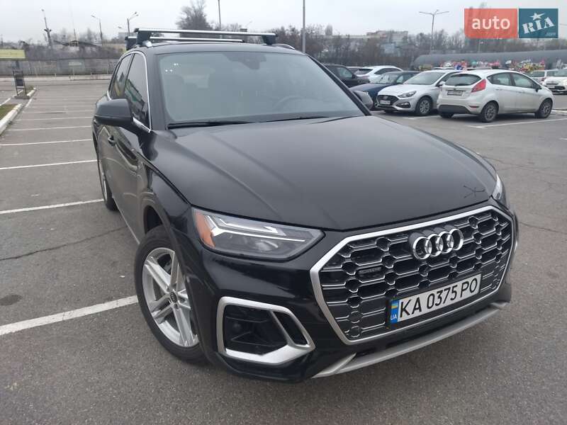 Внедорожник / Кроссовер Audi Q5 2020 в Киеве