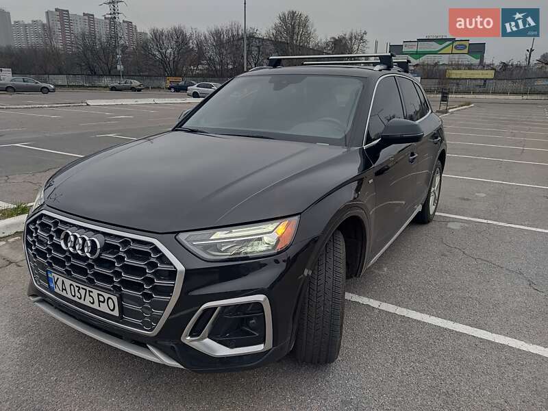 Внедорожник / Кроссовер Audi Q5 2020 в Киеве