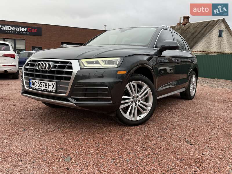 Внедорожник / Кроссовер Audi Q5 2018 в Луцке