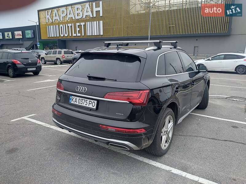 Внедорожник / Кроссовер Audi Q5 2020 в Киеве