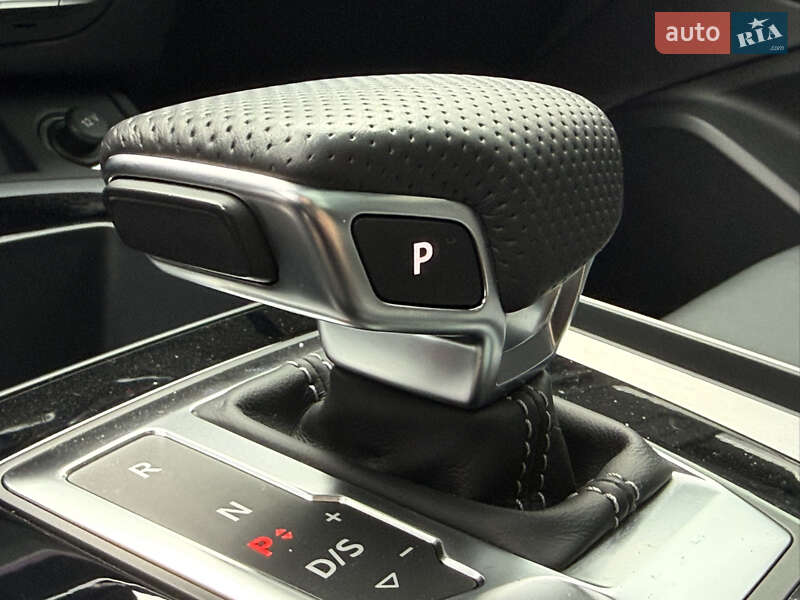 Позашляховик / Кросовер Audi Q5 2022 в Києві фото 31 Позашляховик / Кросовер Audi Q5 2022 в Києві