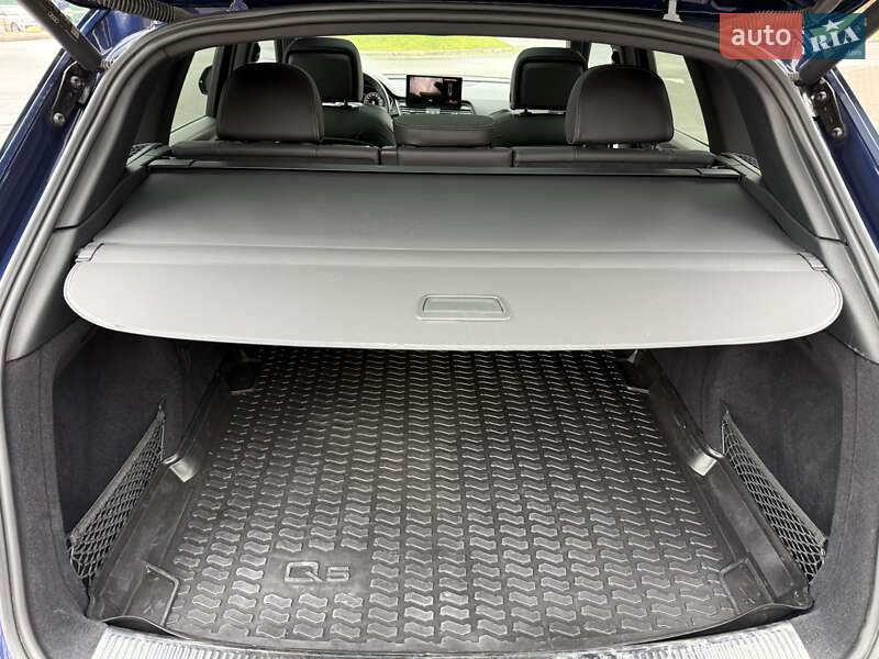 Позашляховик / Кросовер Audi Q5 2022 в Києві фото 39 Позашляховик / Кросовер Audi Q5 2022 в Києві