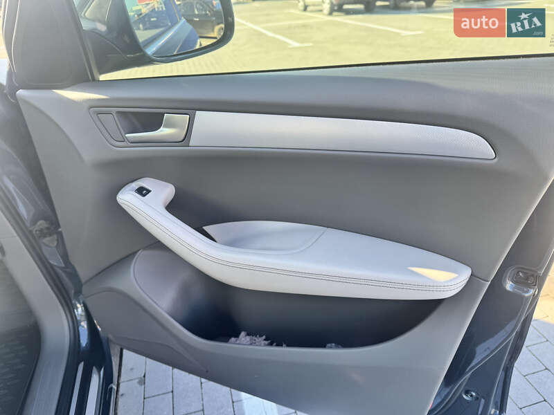 Внедорожник / Кроссовер Audi Q5 2009 в Умани