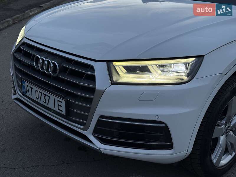 Позашляховик / Кросовер Audi Q5 2018 в Івано-Франківську