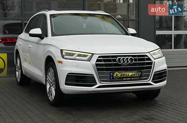 Внедорожник / Кроссовер Audi Q5 2017 в Ивано-Франковске