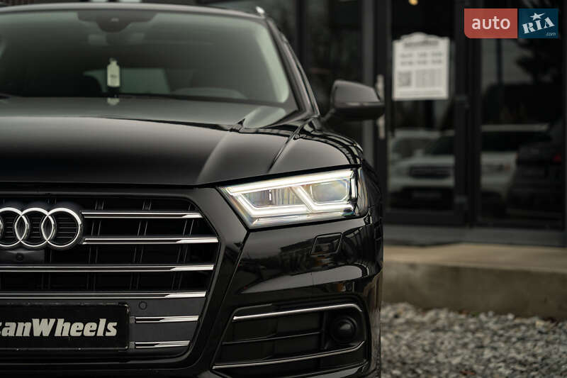 Внедорожник / Кроссовер Audi Q5 2018 в Черновцах