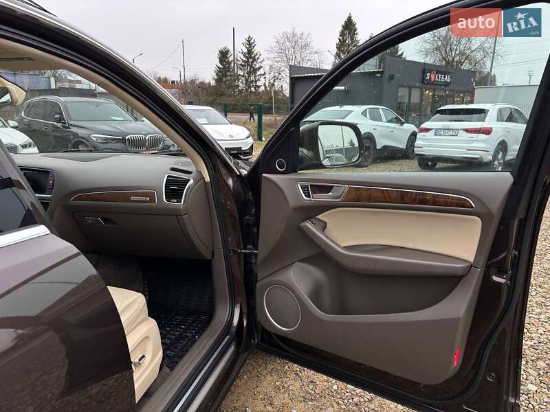 Внедорожник / Кроссовер Audi Q5 2015 в Стрые