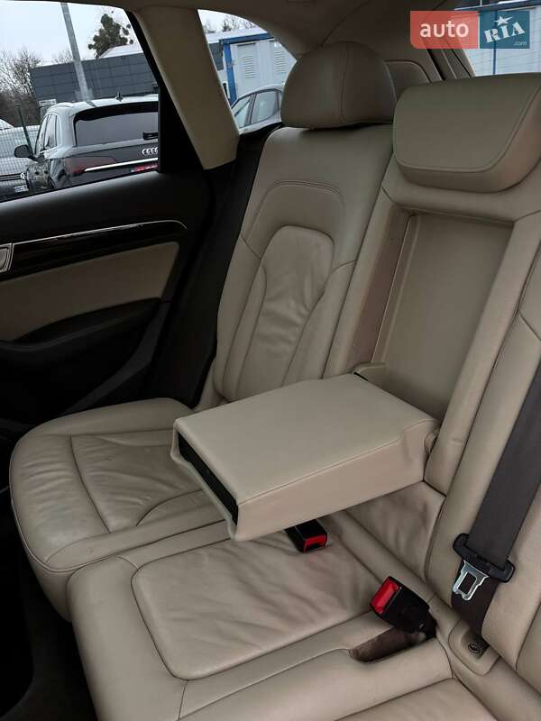 Внедорожник / Кроссовер Audi Q5 2015 в Стрые