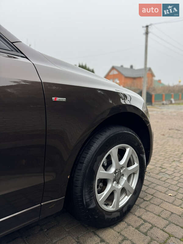 Позашляховик / Кросовер Audi Q5 2011 в Білій Церкві