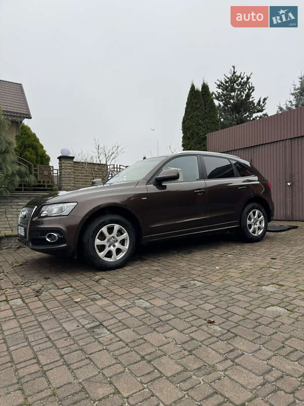 Позашляховик / Кросовер Audi Q5 2011 в Білій Церкві