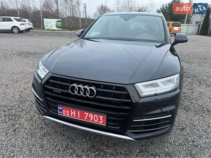 Позашляховик / Кросовер Audi Q5 2018 в Луцьку